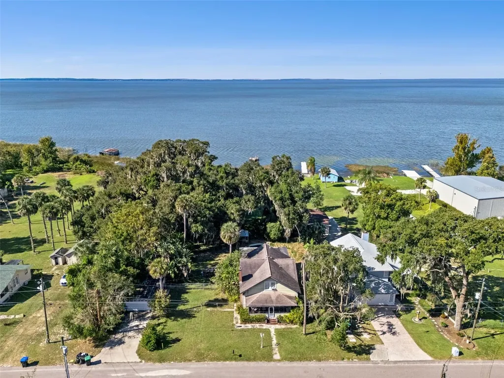 3828 Walker Road Apopka FL 32703
