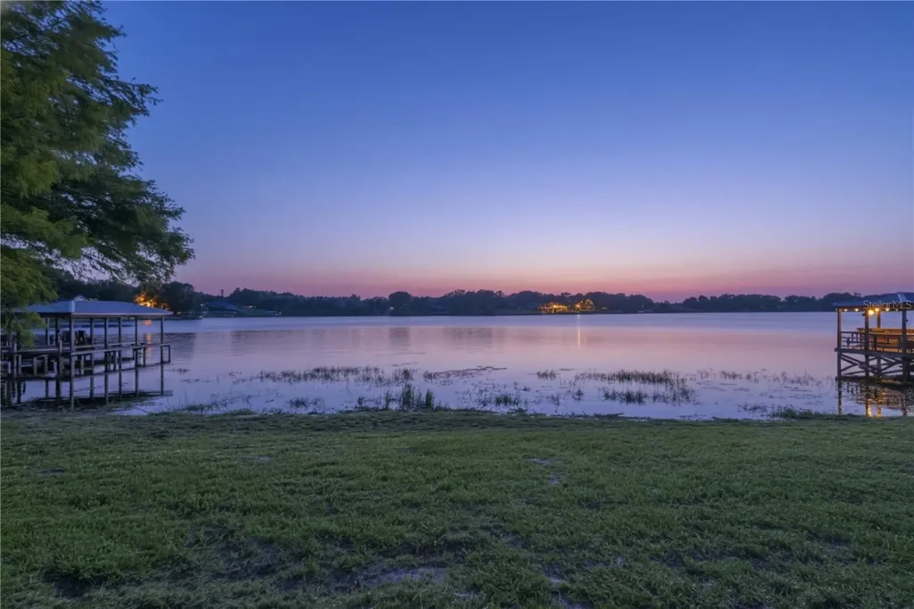 E Crooked Lake Drive Eustis FL 32726