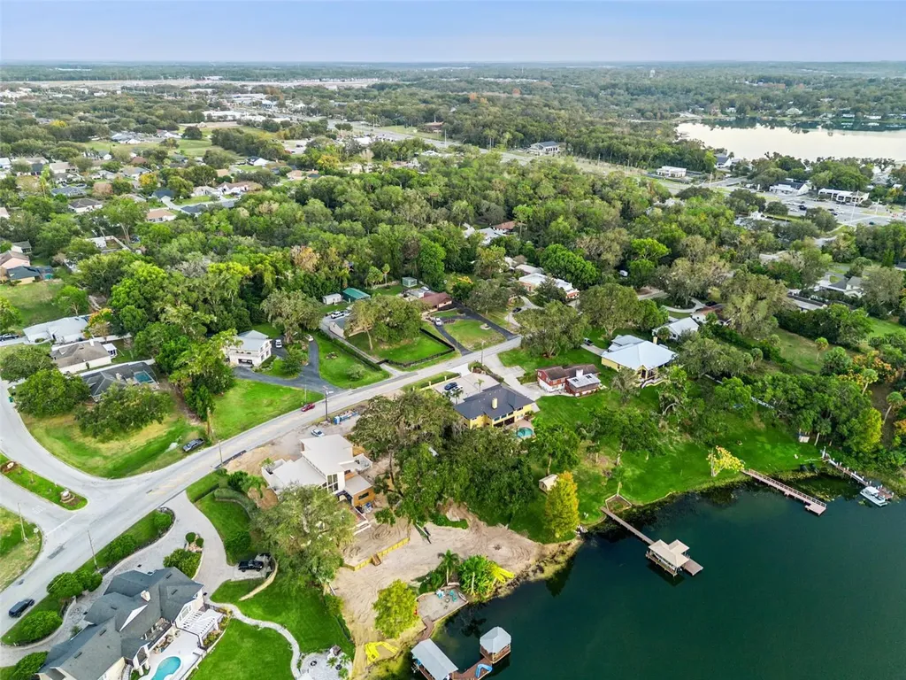 E Crooked Lake Drive Eustis FL 32726