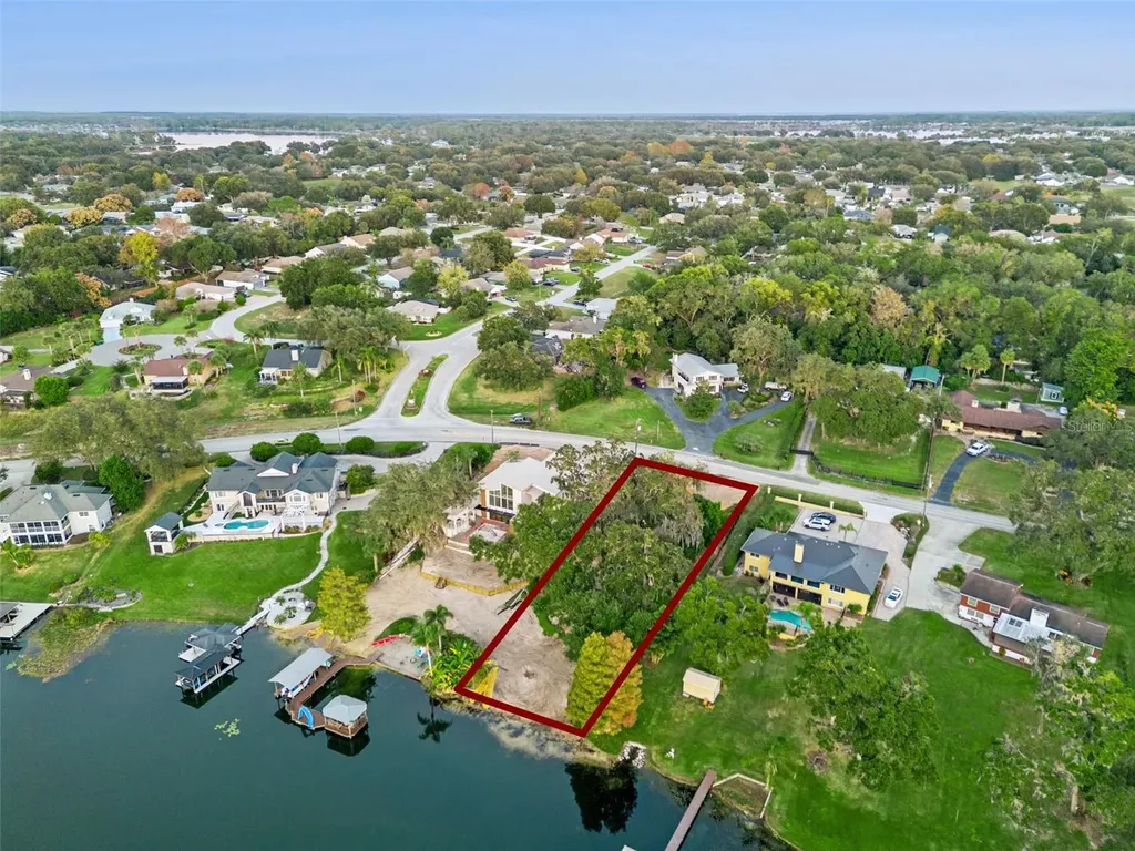 E Crooked Lake Drive Eustis FL 32726