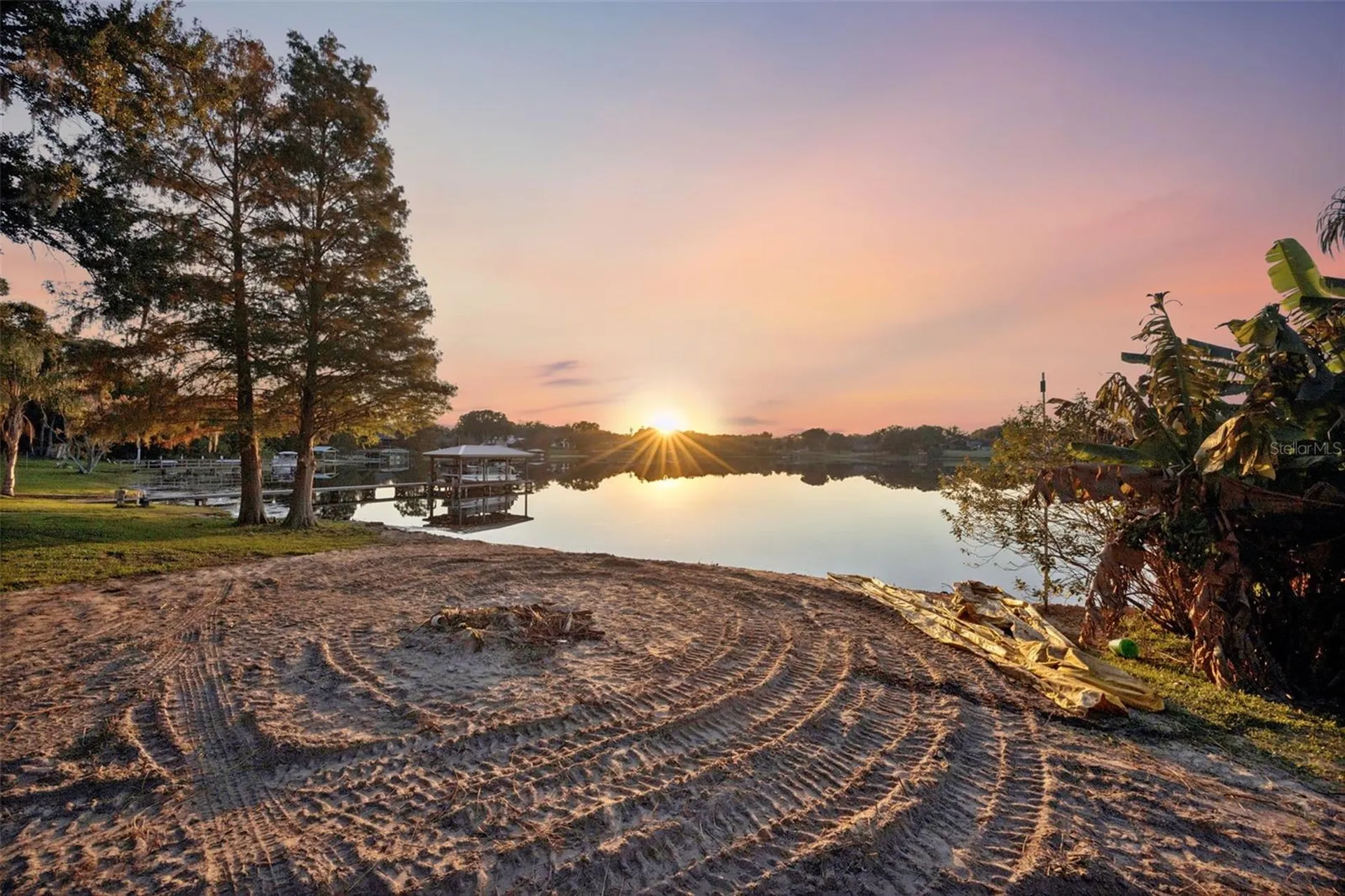 E Crooked Lake Drive Eustis FL 32726