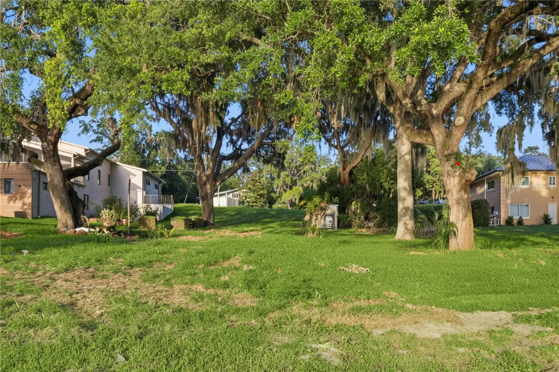 E Crooked Lake Drive Eustis FL 32726