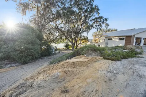 E Crooked Lake Drive Eustis FL 32726