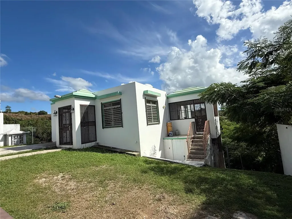 Carr 411 Km 0.20 Bo. Calvache Rincon PR 00677
