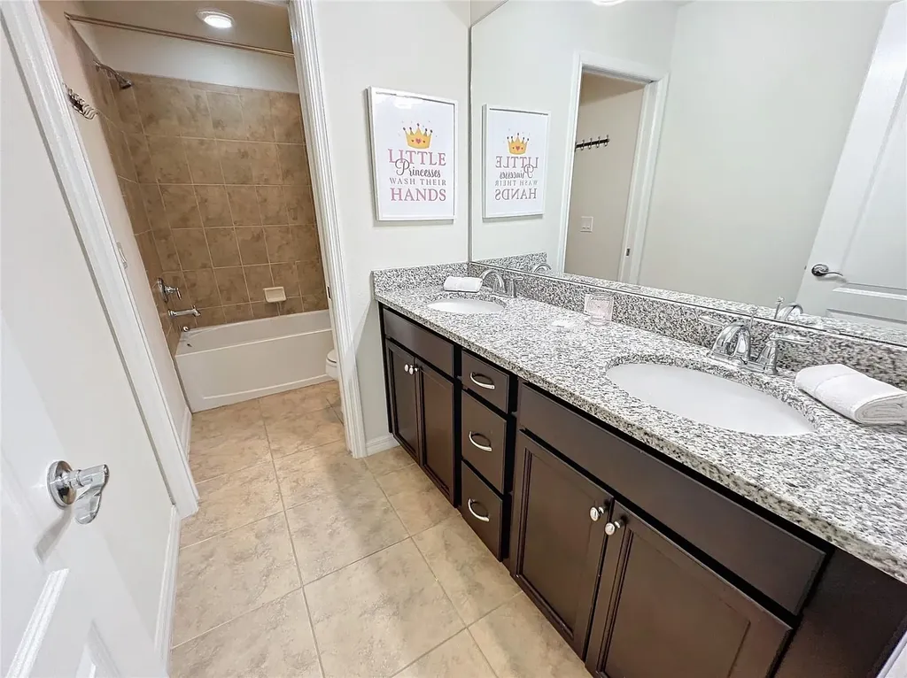 1921 Nice Court Kissimmee FL 34747