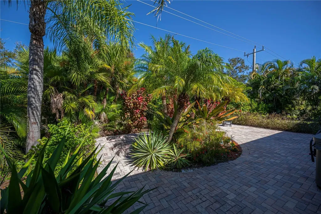 271 Annapolis Lane Rotonda West FL 33947