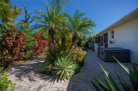 271 Annapolis Lane Rotonda West FL 33947