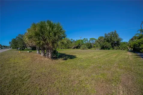 271 Annapolis Lane Rotonda West FL 33947