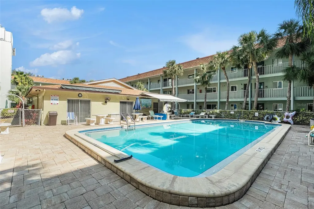 801 83rd Avenue N St Petersburg FL 33702