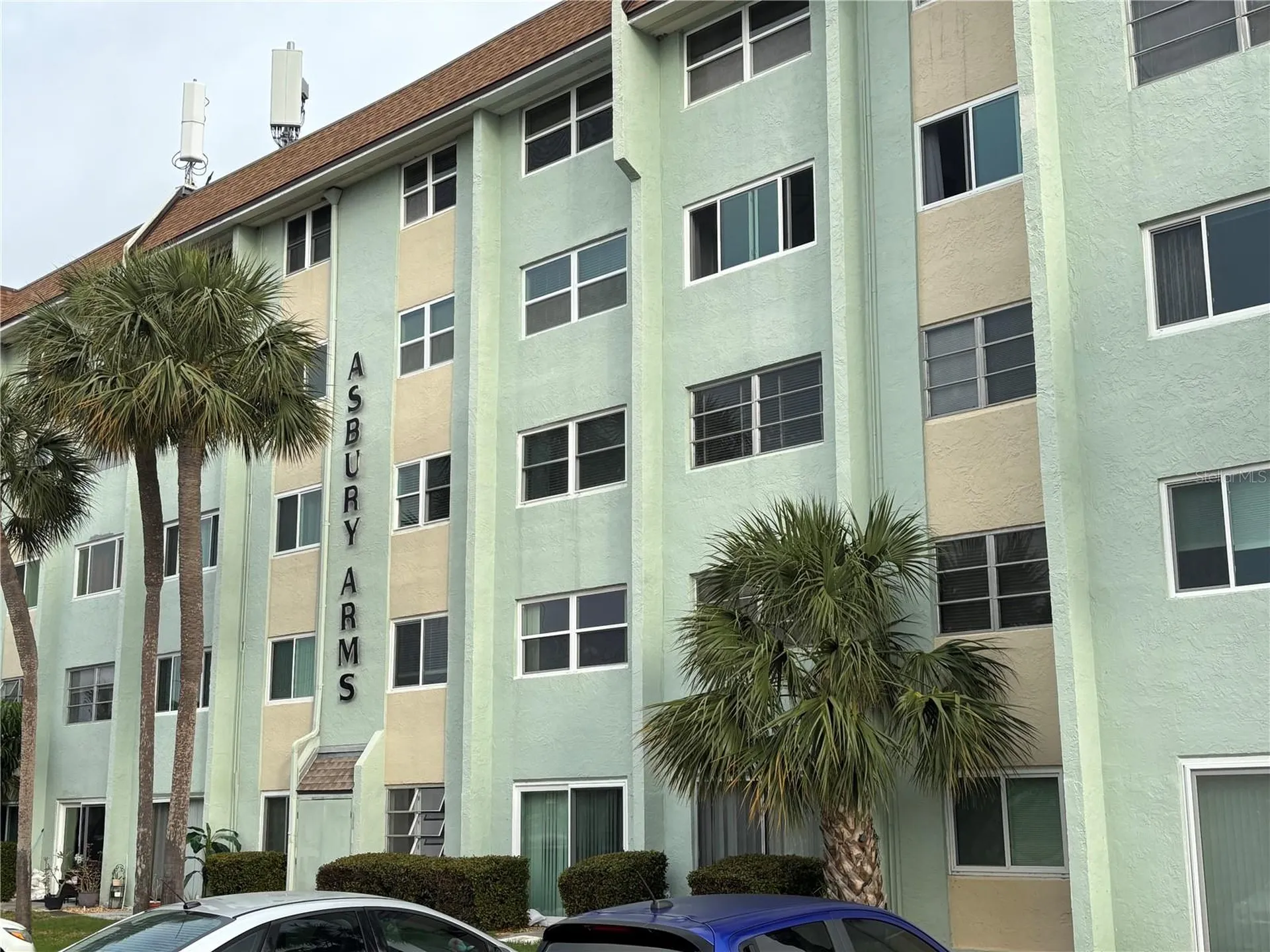 801 83rd Avenue N St Petersburg FL 33702