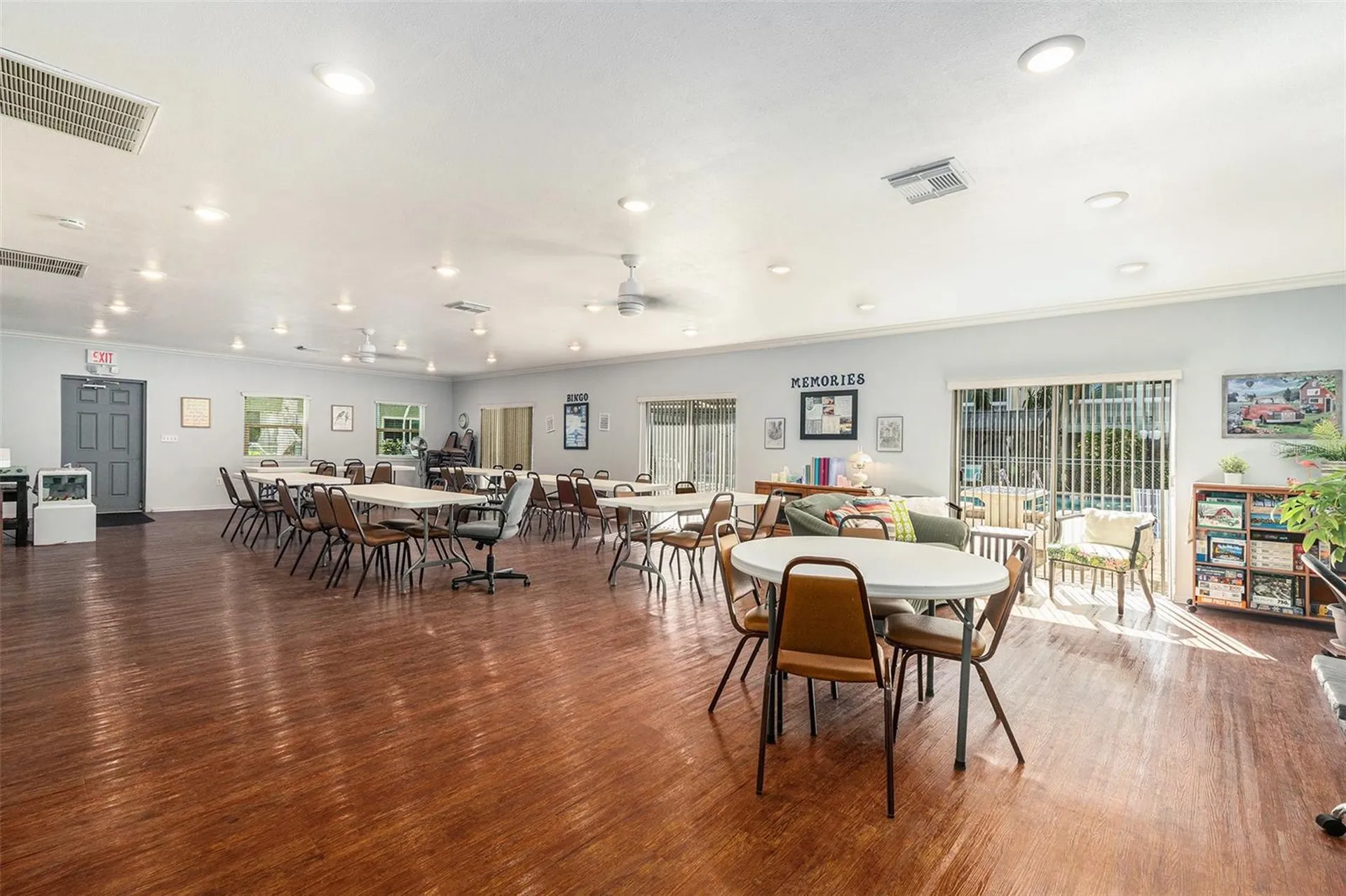 801 83rd Avenue N St Petersburg FL 33702