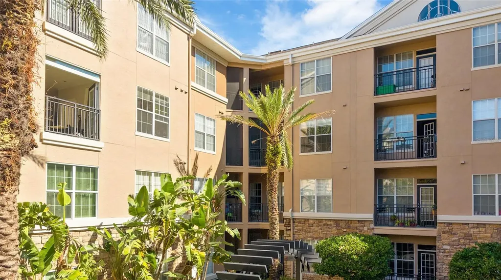 4221 W Spruce Street Tampa FL 33607