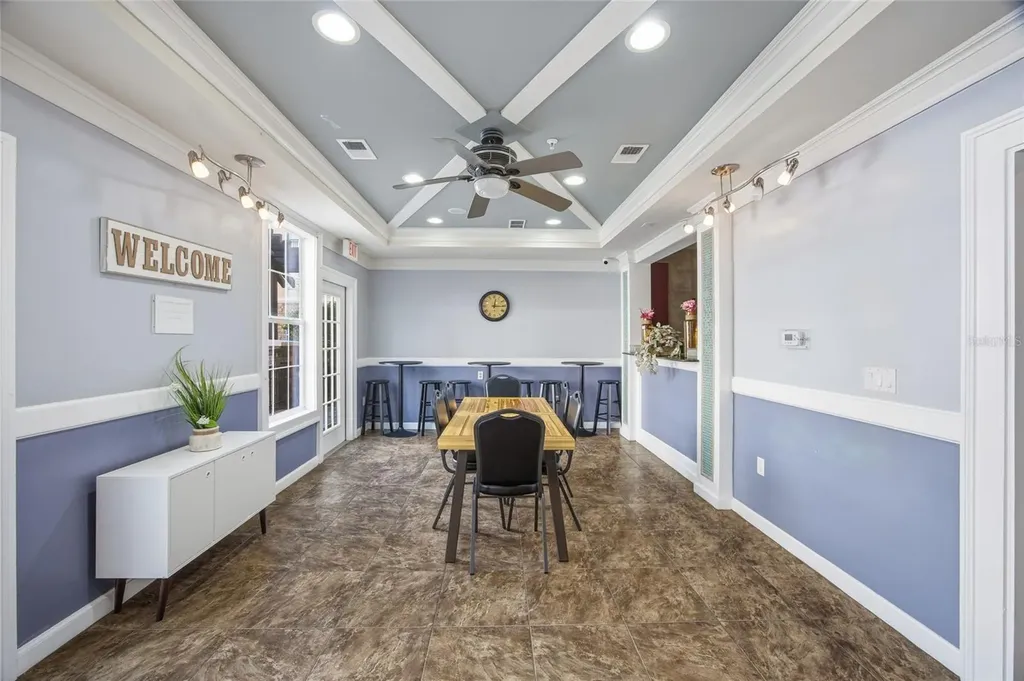 4221 W Spruce Street Tampa FL 33607