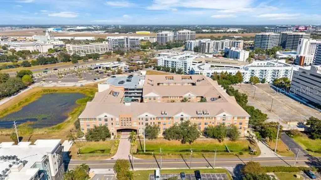 4221 W Spruce Street Tampa FL 33607