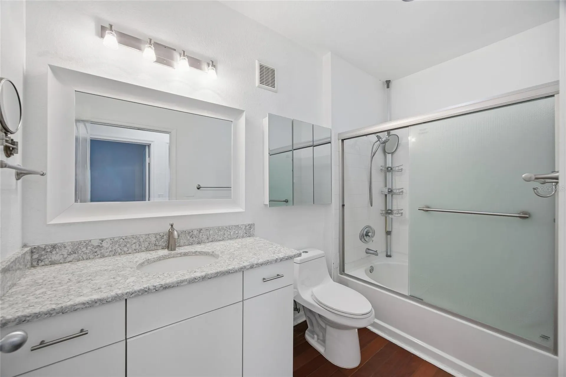 4221 W Spruce Street Tampa FL 33607