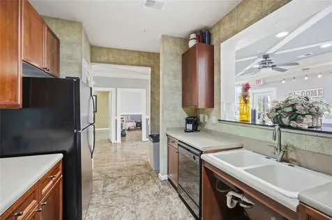 4221 W Spruce Street Tampa FL 33607
