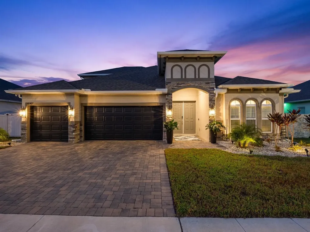 489 Avila Place Howey In The Hills FL 34737
