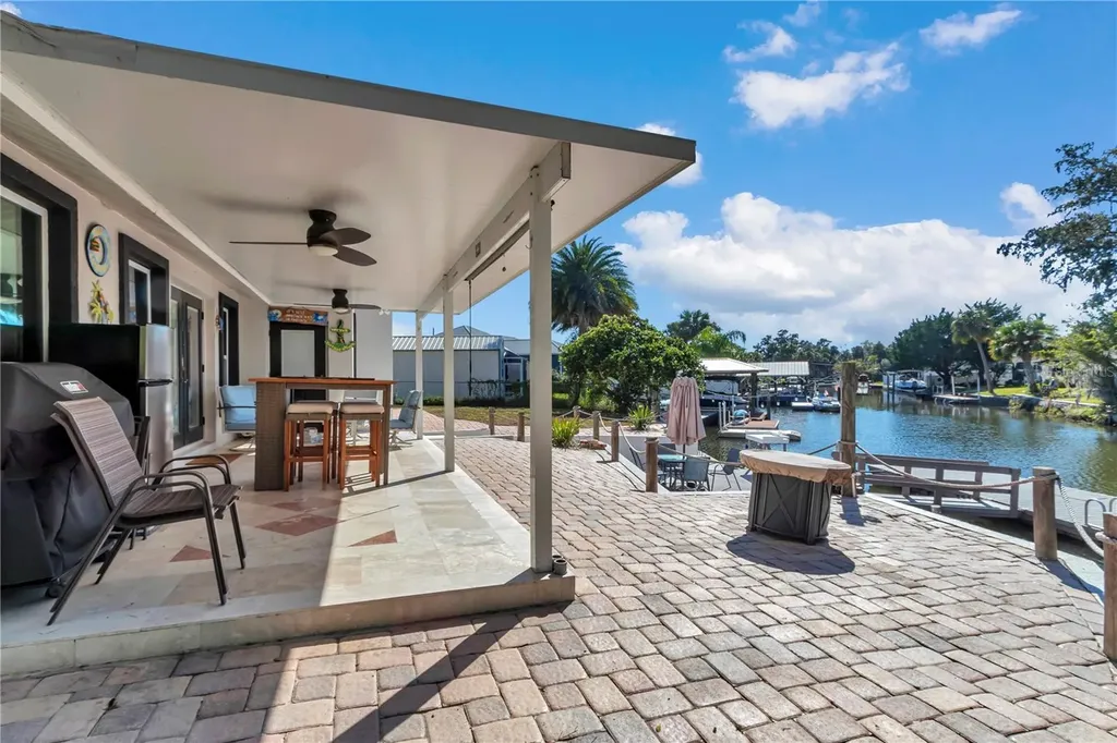 1542 SE Pinwheel Drive Crystal River FL 34429