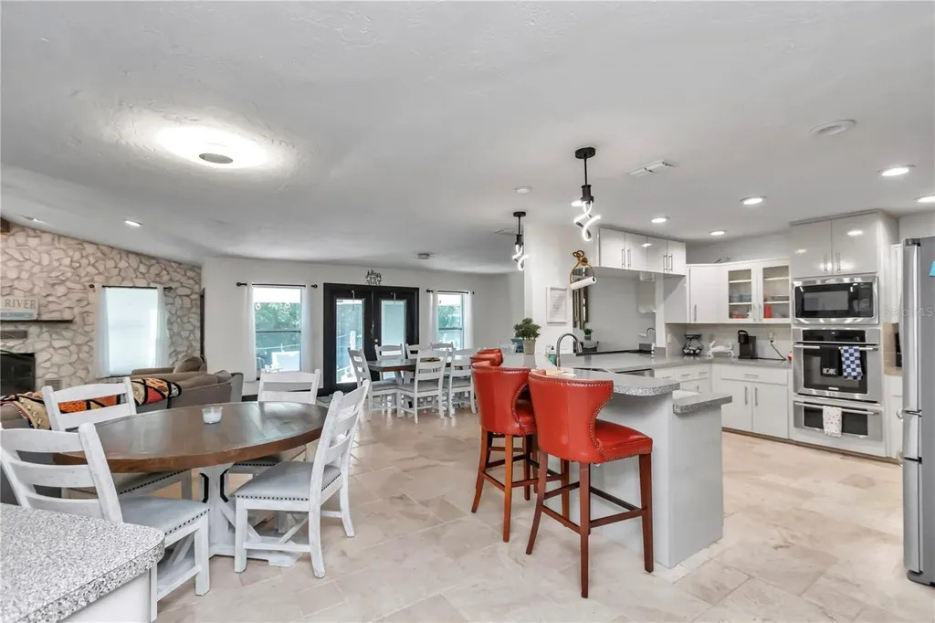 1542 SE Pinwheel Drive Crystal River FL 34429