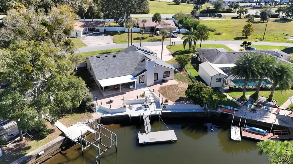 1542 SE Pinwheel Drive Crystal River FL 34429