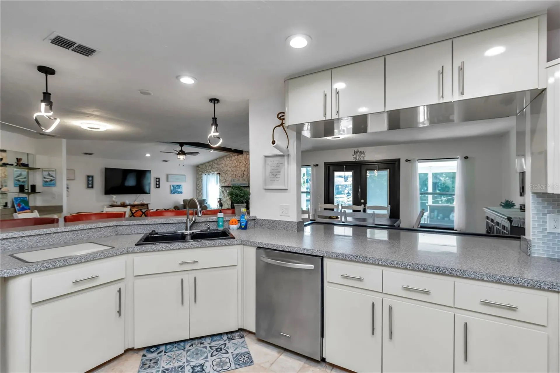 1542 SE Pinwheel Drive Crystal River FL 34429