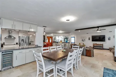 1542 SE Pinwheel Drive Crystal River FL 34429
