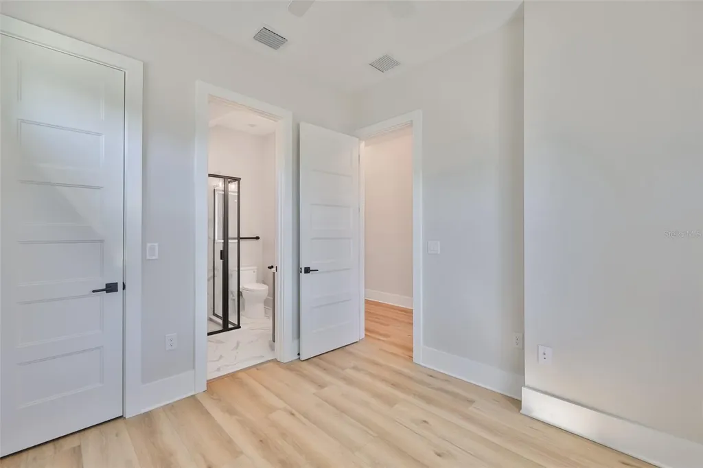 3223 W Paxton Avenue Tampa FL 33611