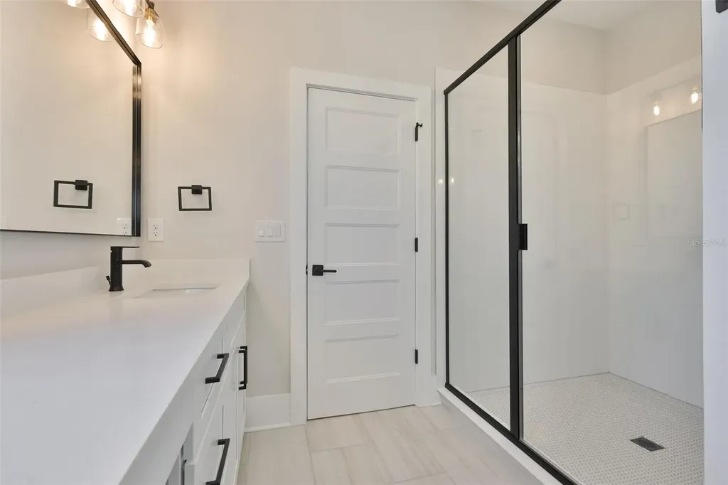 3223 W Paxton Avenue Tampa FL 33611