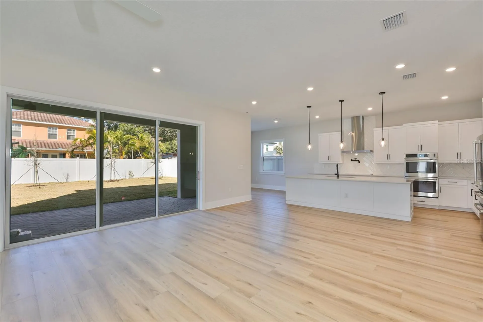 3223 W Paxton Avenue Tampa FL 33611