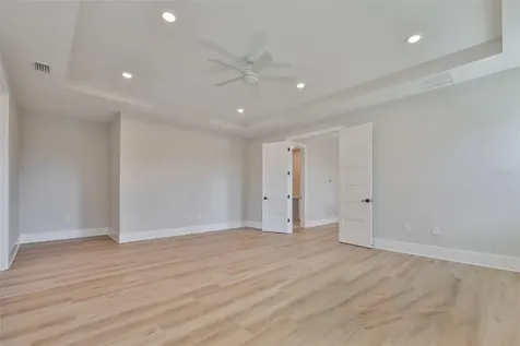 3223 W Paxton Avenue Tampa FL 33611