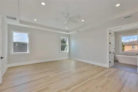 3223 W Paxton Avenue Tampa FL 33611