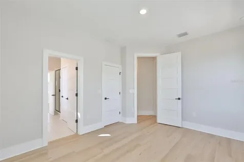 3223 W Paxton Avenue Tampa FL 33611