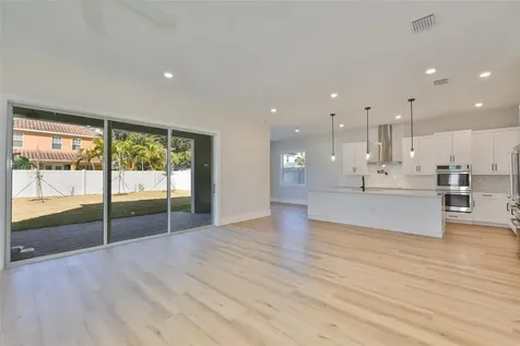 3223 W Paxton Avenue Tampa FL 33611