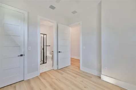 3223 W Paxton Avenue Tampa FL 33611
