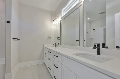 3223 W Paxton Avenue Tampa FL 33611