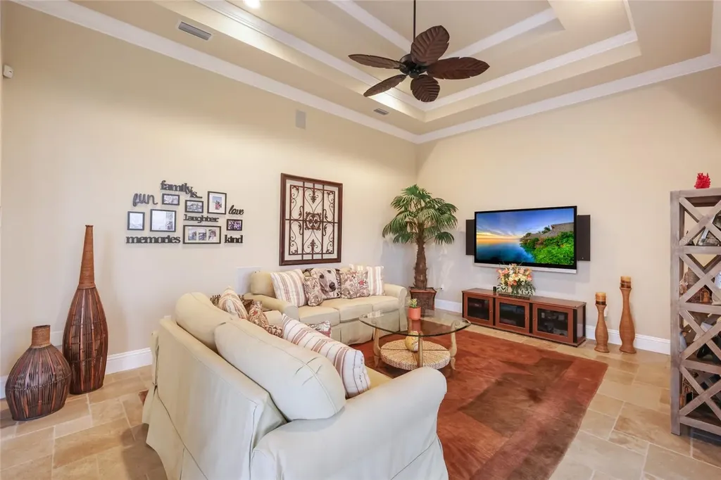 9816 2nd Terrace NW Bradenton FL 34209
