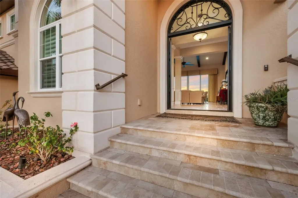 9816 2nd Terrace NW Bradenton FL 34209