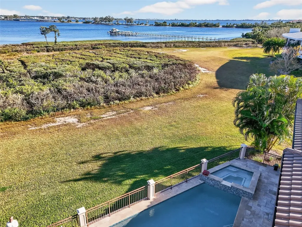 9816 2nd Terrace NW Bradenton FL 34209