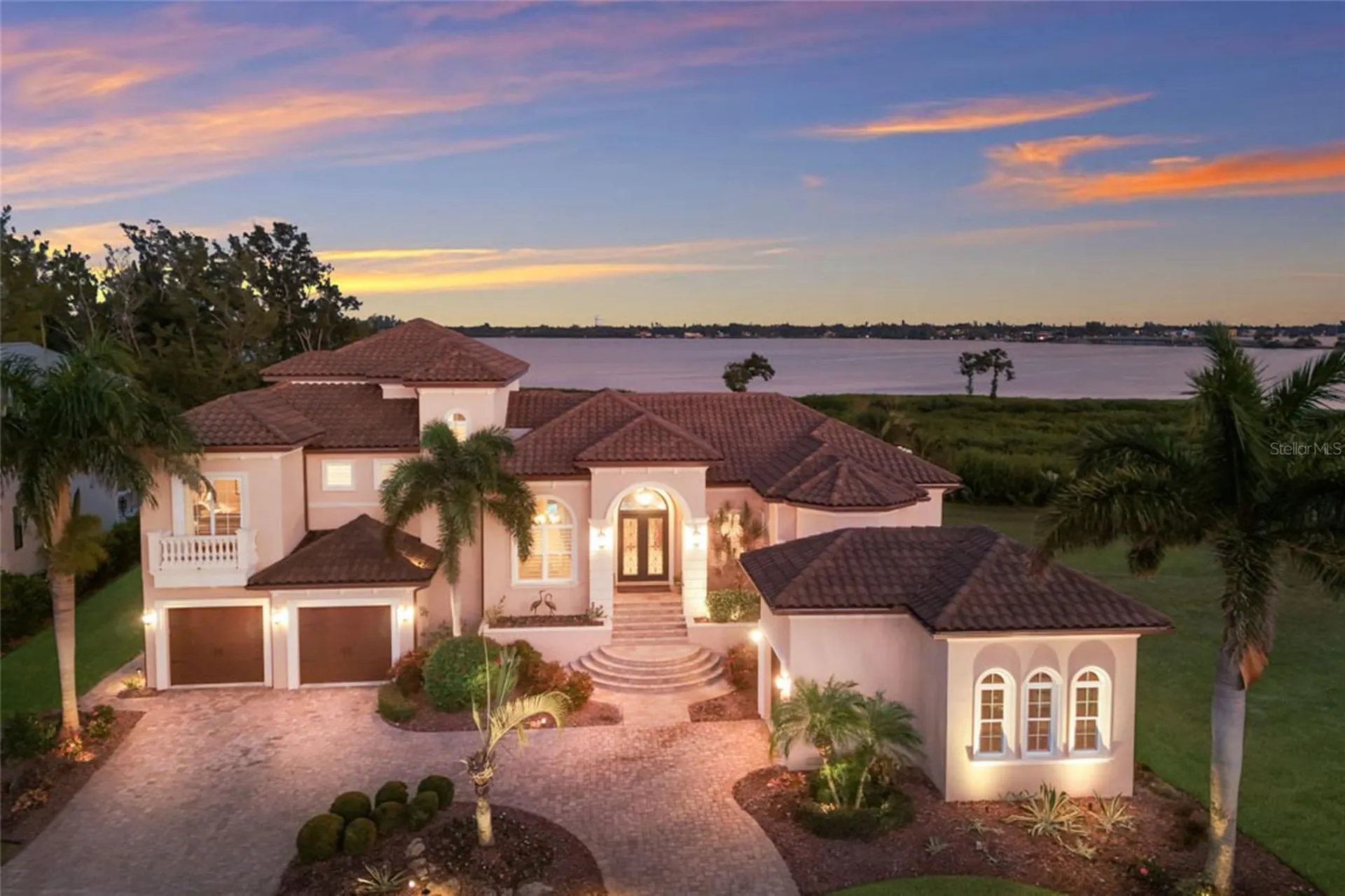 9816 2nd Terrace NW Bradenton FL 34209