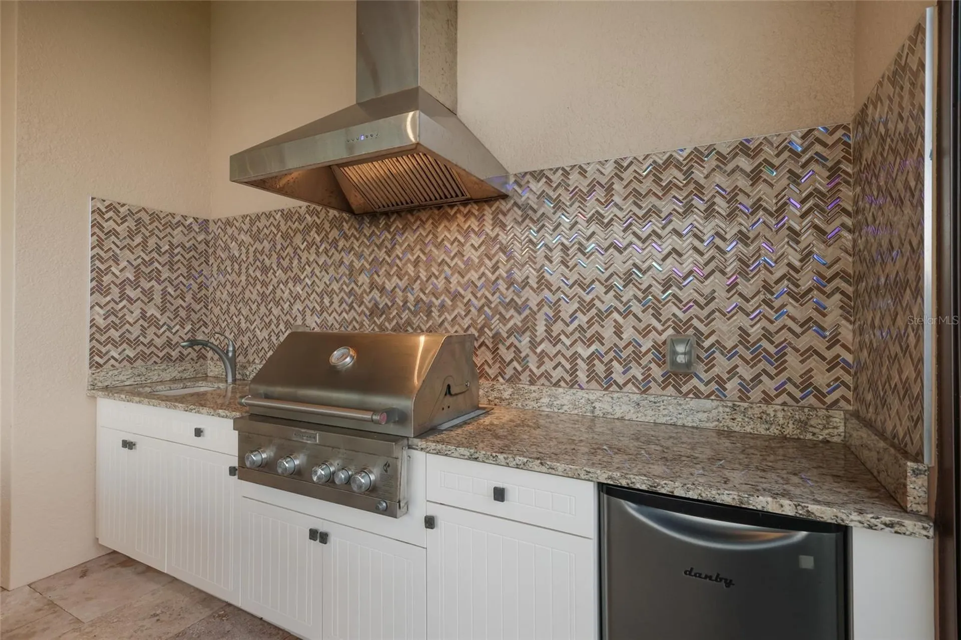 9816 2nd Terrace NW Bradenton FL 34209
