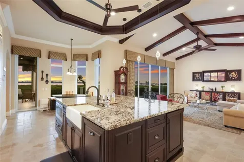9816 2nd Terrace NW Bradenton FL 34209