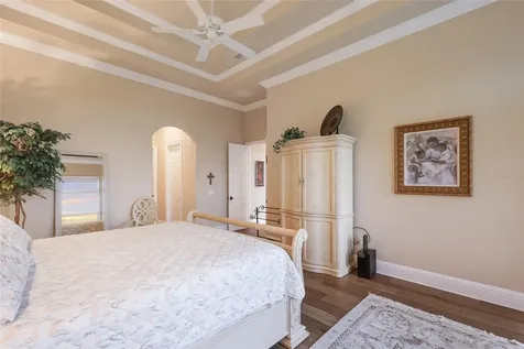 9816 2nd Terrace NW Bradenton FL 34209