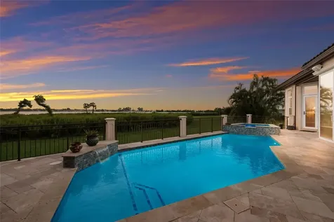 9816 2nd Terrace NW Bradenton FL 34209