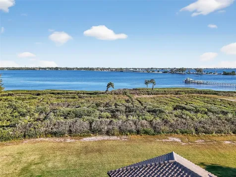 9816 2nd Terrace NW Bradenton FL 34209