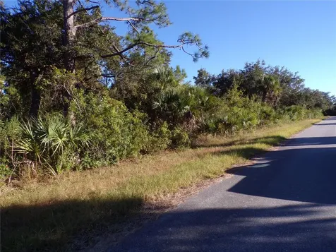 442 Lackland Street Port Charlotte FL 33953
