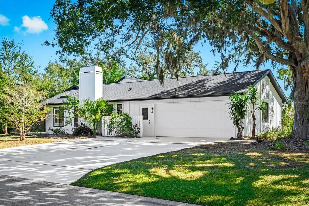 3651 Country Place Boulevard Sarasota FL 34233