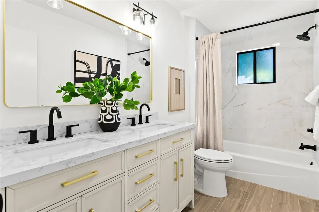 3651 Country Place Boulevard Sarasota FL 34233