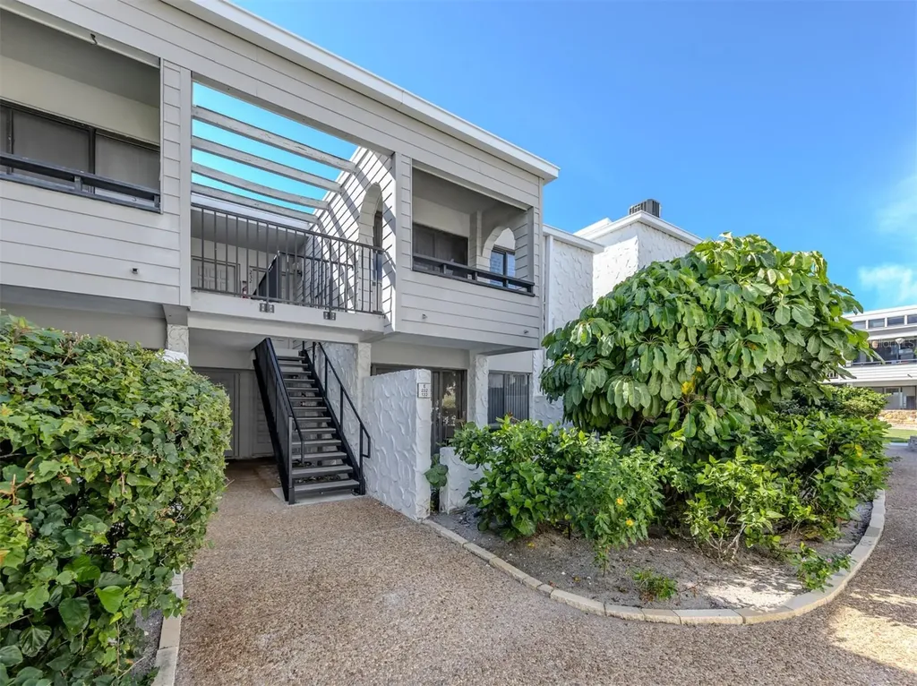 1555 Tarpon Center Drive Venice FL 34285