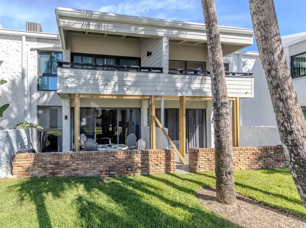 1555 Tarpon Center Drive Venice FL 34285