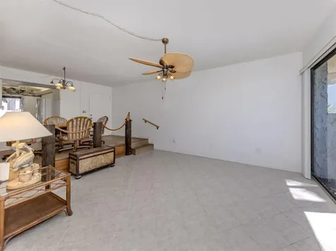 1555 Tarpon Center Drive Venice FL 34285